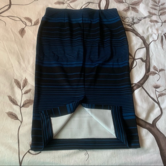 George Pencil Skirt - Picture 4 of 4